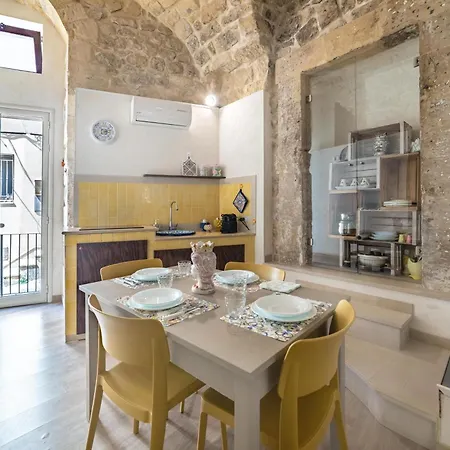 Dammuso Almendra Holiday home *