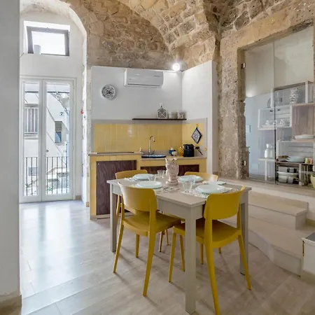Holiday home Dammuso Almendra